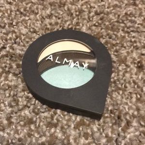 Almay eyes shadow